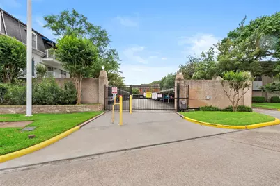 2601 Bellefontaine Street #C111, Houston, TX 77025 - Photo 13