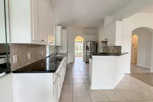 9815 Brilliant Lake Dr, Humble, TX 77396 - Photo 11