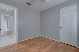 13211 Sharpbill Dr, Houston, TX 77083 - Photo 19