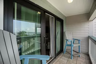6102 Seawall Blvd, Galveston, TX 77551 - Photo 33