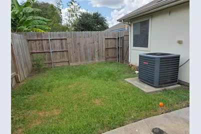 2659 Daryns Landing Drive, Houston, TX 77038 - Photo 27