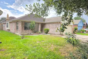 2659 Daryns Landing Dr, Houston, TX 77038 - Photo 3