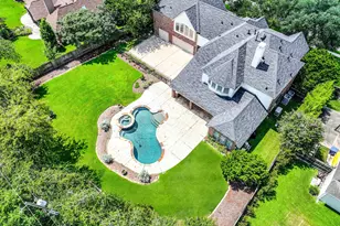 312 Northcliff Ridge Ln, Friendswood, TX 77546 - Photo 49