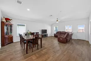 7411 Canyon Stream St, Richmond, TX 77469 - Photo 9