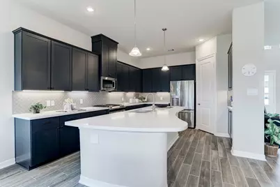 3921 Peacock Isle Drive, Dickinson, TX 77539 - Photo 11