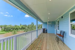 3921 Peacock Isle Dr, Dickinson, TX 77539 - Photo 25
