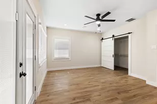 908 Key St, Houston, TX 77009 - Photo 9