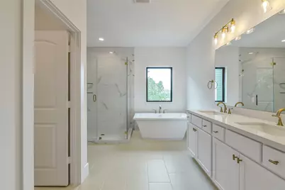 1114 Pearlwood Drive, Houston, TX 77008 - Photo 17