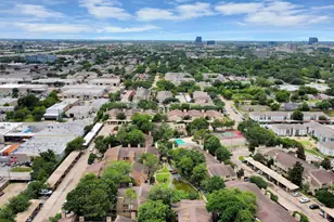 9447 Pagewood Ln, Houston, TX 77063 - Photo 27