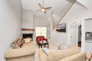 9447 Pagewood Ln, Houston, TX 77063 - Photo 3