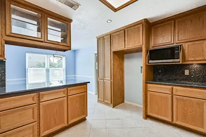 803 Greenbriar Avenue, Friendswood, TX 77546 - Photo 21