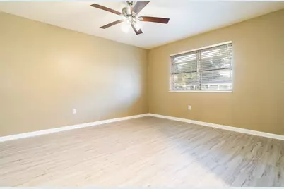 513 Catalpa, Angleton, TX 77515 - Photo 15