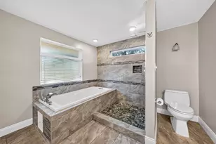 1003 Villa Ct Dr, Seabrook, TX 77586 - Photo 25