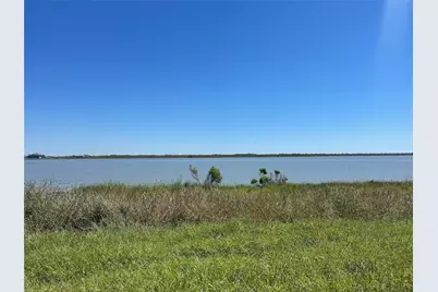 397 Bay Drive, Palacios, TX 77465 - Photo 11