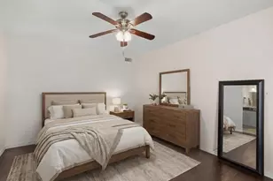 2425 Augusta Dr, Houston, TX 77057 - Photo 3