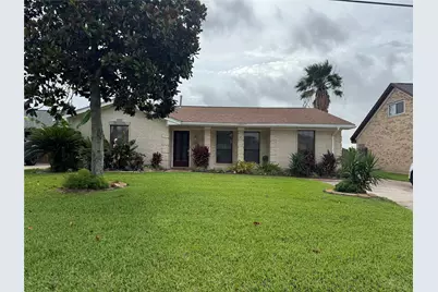 4126 17th Street N, Texas City, TX 77590 - Photo 1