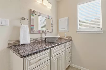 927 Dominion Drive, Katy, TX 77450 - Photo 17