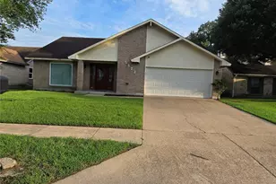 5523 Fair Forest Dr, Houston, TX 77088 - Photo 1