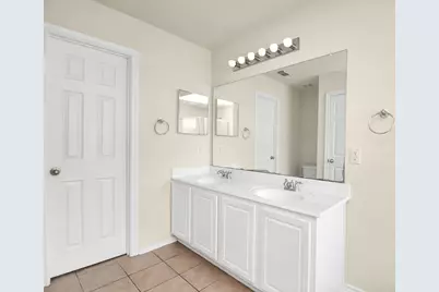 139 Benedict Canyon Loop, The Woodlands, TX 77382 - Photo 11