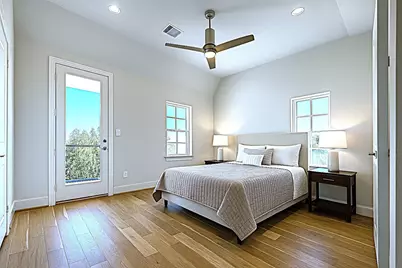 739 Bringhurst Street, Houston, TX 77020 - Photo 5