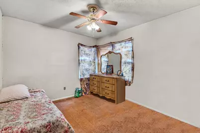 4312 S Hughes Avenue, Fort Worth, TX 76119 - Photo 7