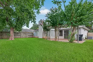 3918 Millrock Cir, Sugar Land, TX 77479 - Photo 33