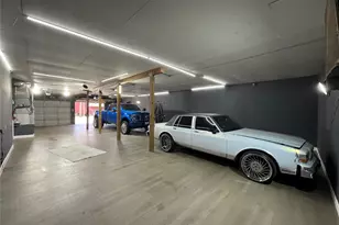 105 S 2nd St, Richmond, TX 77469 - Photo 11