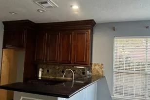 1722 Evergreen Ln, Pasadena, TX 77586 - Photo 17