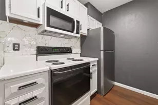 1920 Augusta Dr, Houston, TX 77057 - Photo 11