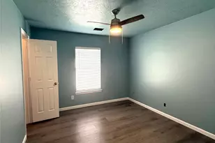 850 Saltcreek Bend Ln, La Marque, TX 77568 - Photo 19