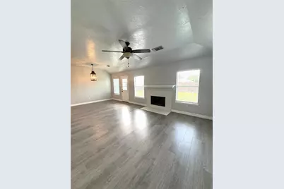 850 Saltcreek Bend Lane, La Marque, TX 77568 - Photo 9