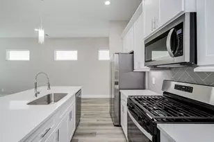11 Wellford St, Houston, TX 77022 - Photo 5