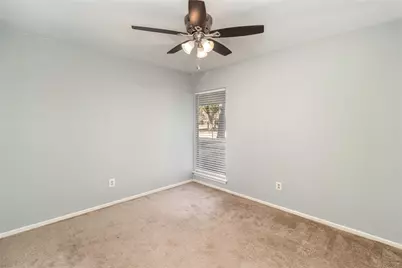 6 Red Deer Lane, The Woodlands, TX 77380 - Photo 17