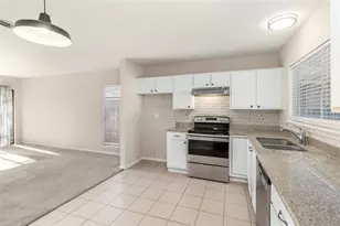 6 Red Deer Ln, The Woodlands, TX 77380 - Photo 7