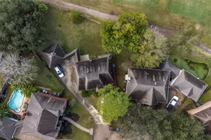 2701 St Andrews Pl, League City, TX 77573 - Photo 23