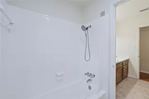 19 MockingBird Ln, Dayton, TX 77535 - Photo 21