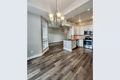 5353 Memorial Drive #4044, Houston, TX 77007 - Photo 1