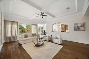 5230 Turning Leaf Ln, Sugar Land, TX 77479 - Photo 9