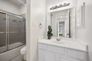 5230 Turning Leaf Ln, Sugar Land, TX 77479 - Photo 25