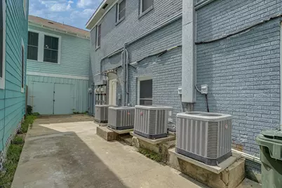 1827 Avenue O #2, Galveston, TX 77550 - Photo 19