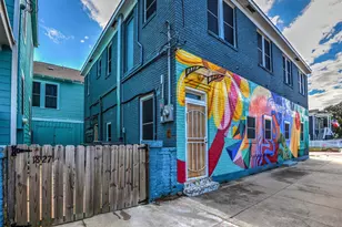 1827 Avenue O, Galveston, TX 77550 - Photo 3