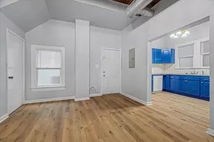 1827 Avenue O, Galveston, TX 77550 - Photo 1