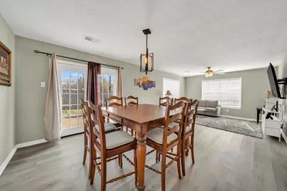 101 Lincoln Cedar Drive, Baytown, TX 77523 - Photo 7