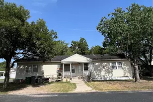 102 S Victoria St, Victoria, TX 77901 - Photo 1