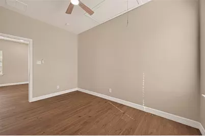 7927 Brays Street #B, Houston, TX 77012 - Photo 23