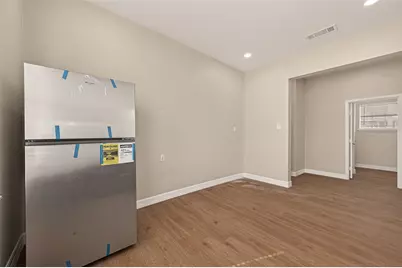 7927 Brays Street #B, Houston, TX 77012 - Photo 11