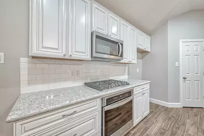 15943 Pleasant Green Circle, Tomball, TX 77377 - Photo 17