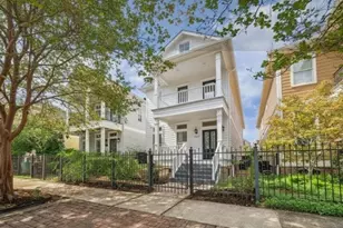 1223 Waverly St, Houston, TX 77008 - Photo 1