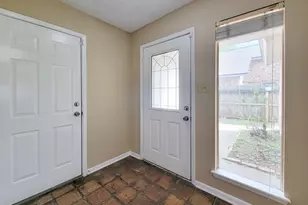 2710 Quail Creek Dr, Missouri City, TX 77459 - Photo 3