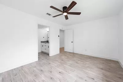 10402 Rancho Bernardo Lane, Sugar Land, TX 77498 - Photo 17